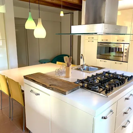 Tenuta Santa Lucia * シレーア