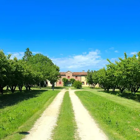 Apartment Tenuta Santa Lucia *