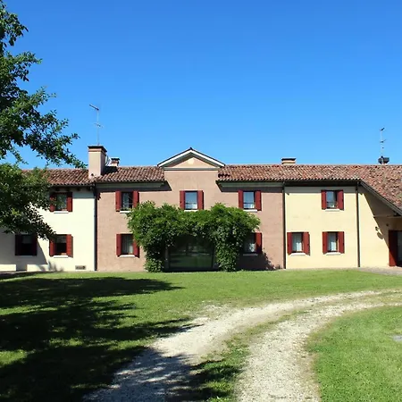Tenuta Santa Lucia Apartment Silea